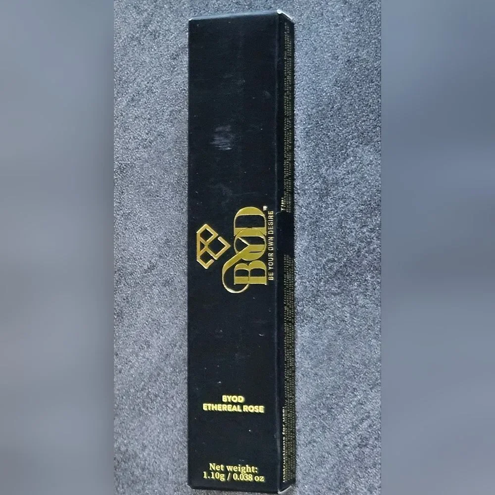 BYOD EYESHADOW WAND In Shade Ethereal Rose NEW